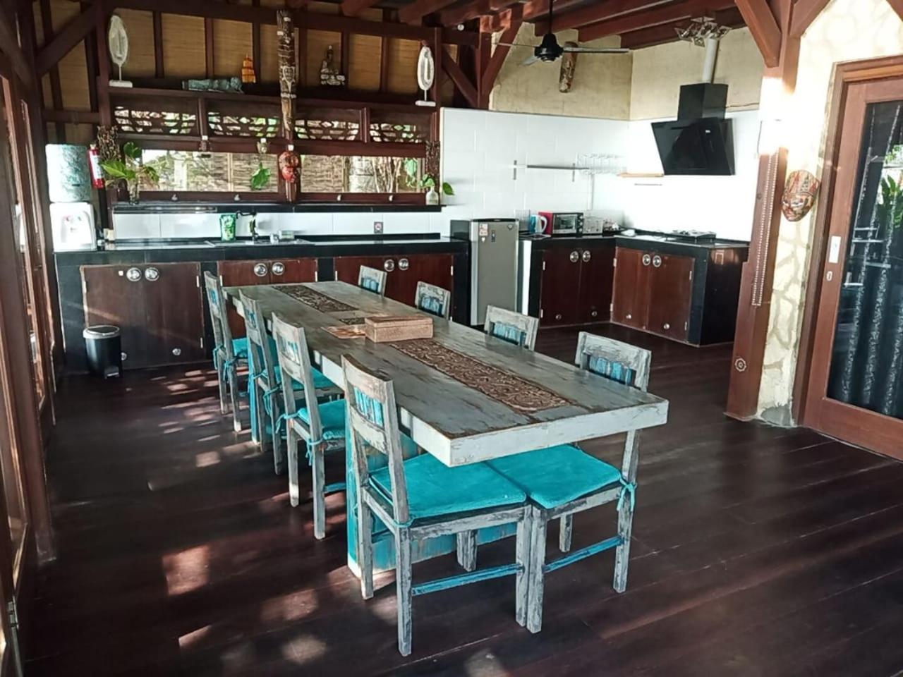 Villa Umbrella Lombok Сенггиги Экстерьер фото