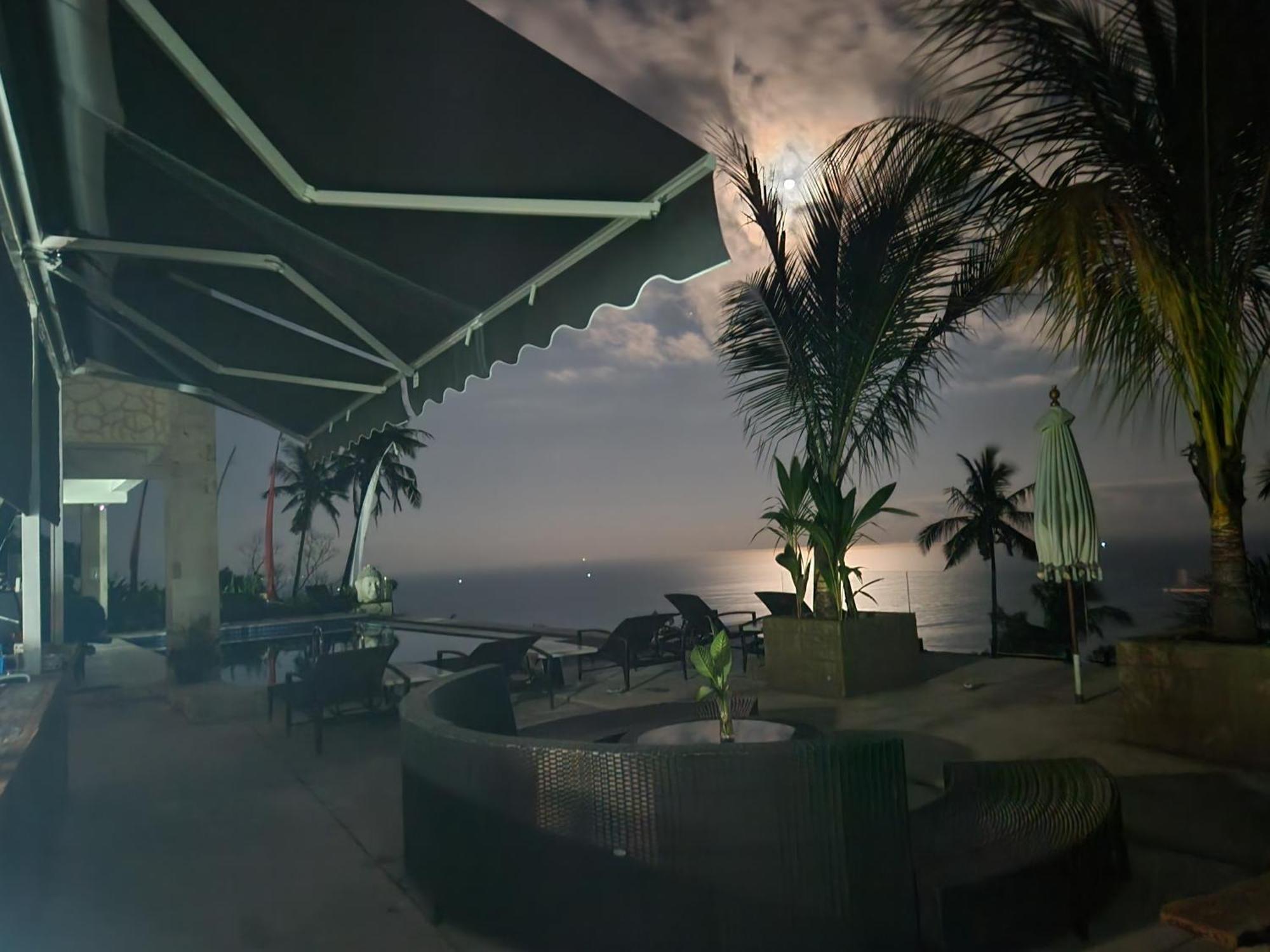 Villa Umbrella Lombok Сенггиги Экстерьер фото
