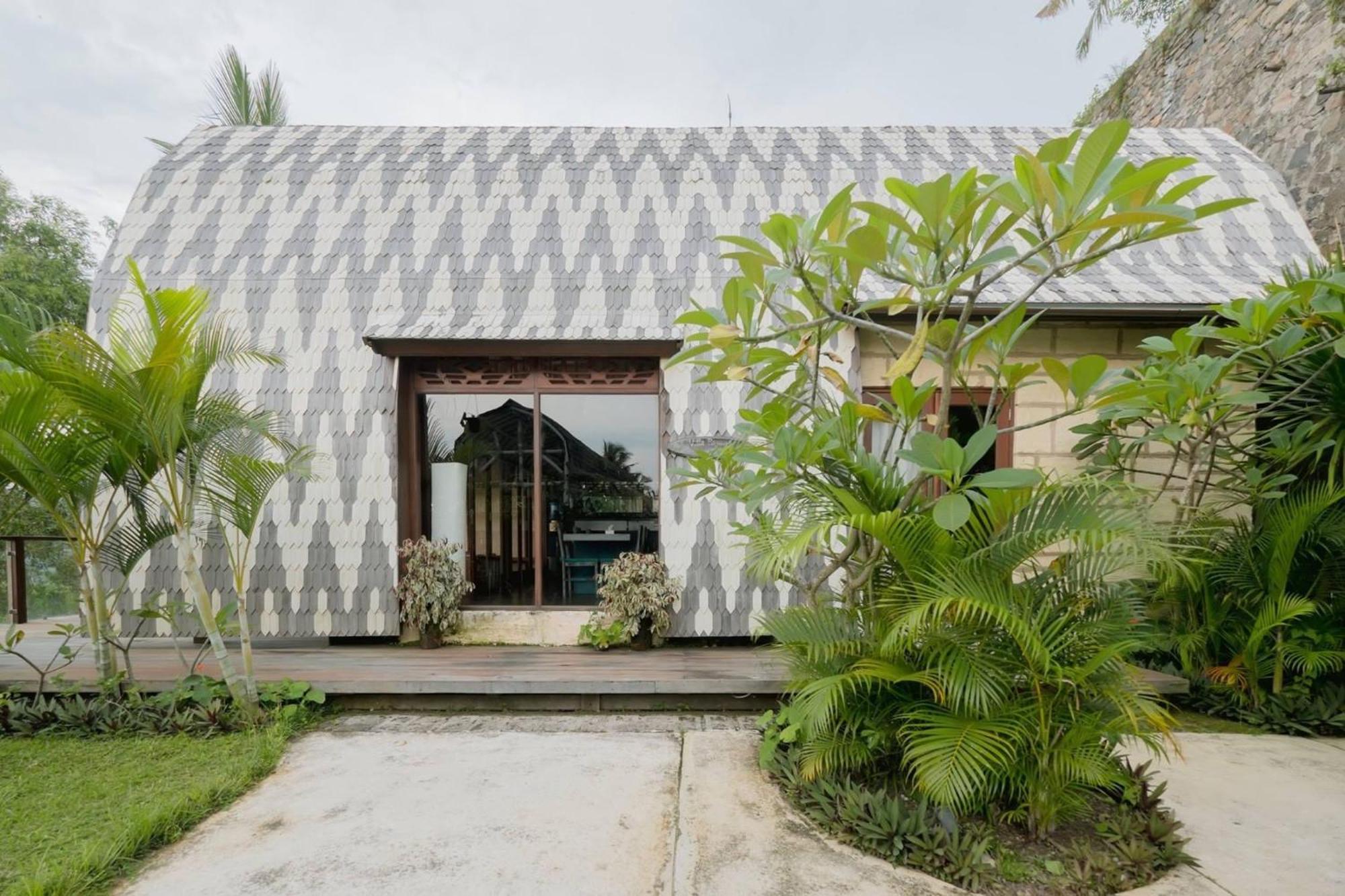 Villa Umbrella Lombok Сенггиги Экстерьер фото